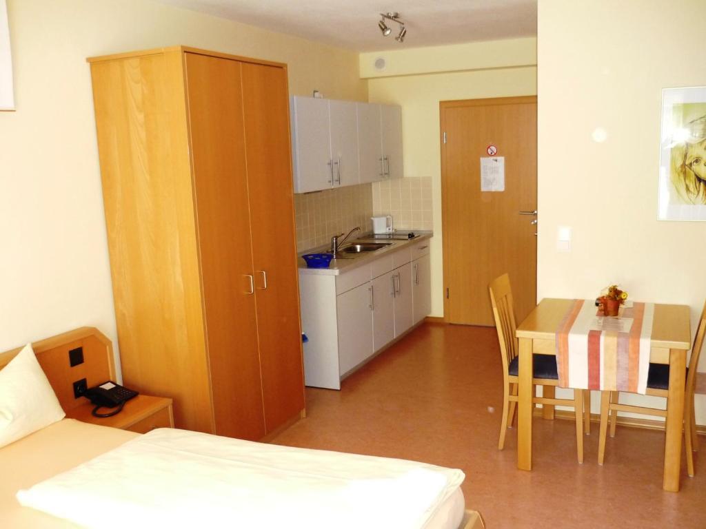 Pension Im Malerwinkel Kallmuenz Kallmünz Quarto foto